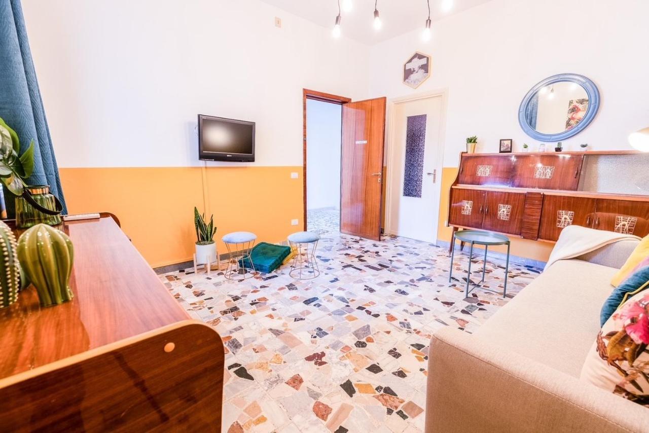 Siviglia 38 Lägenhet Olbia Exteriör bild