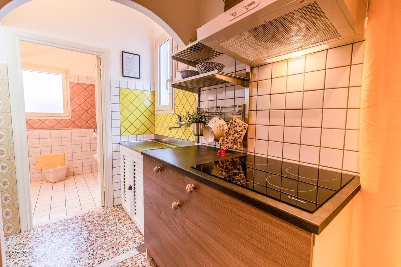 Siviglia 38 Lägenhet Olbia Exteriör bild